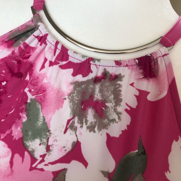 Beautiful INC top - Picture 9 of 10